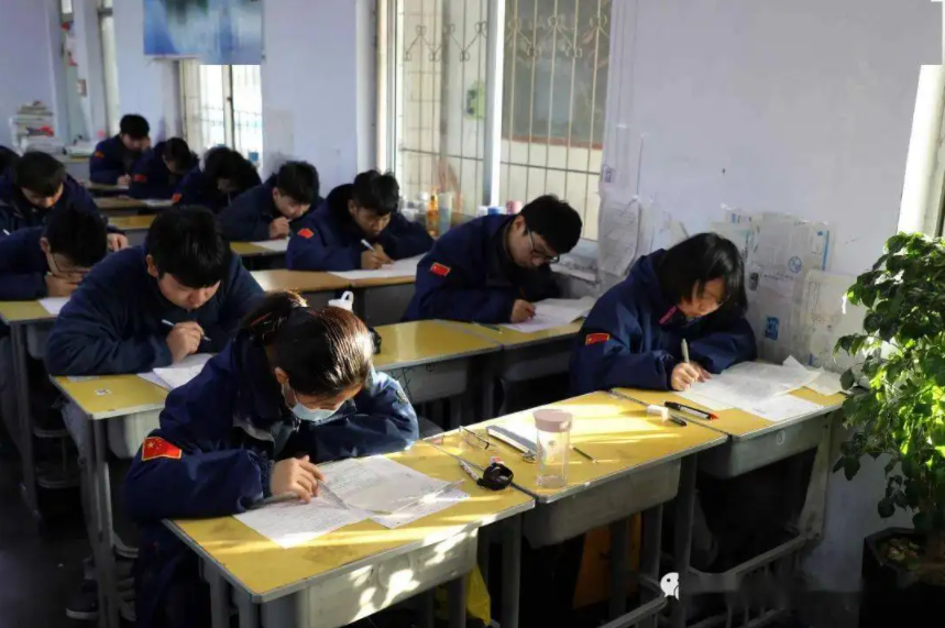 考场型信号屏蔽器多少钱